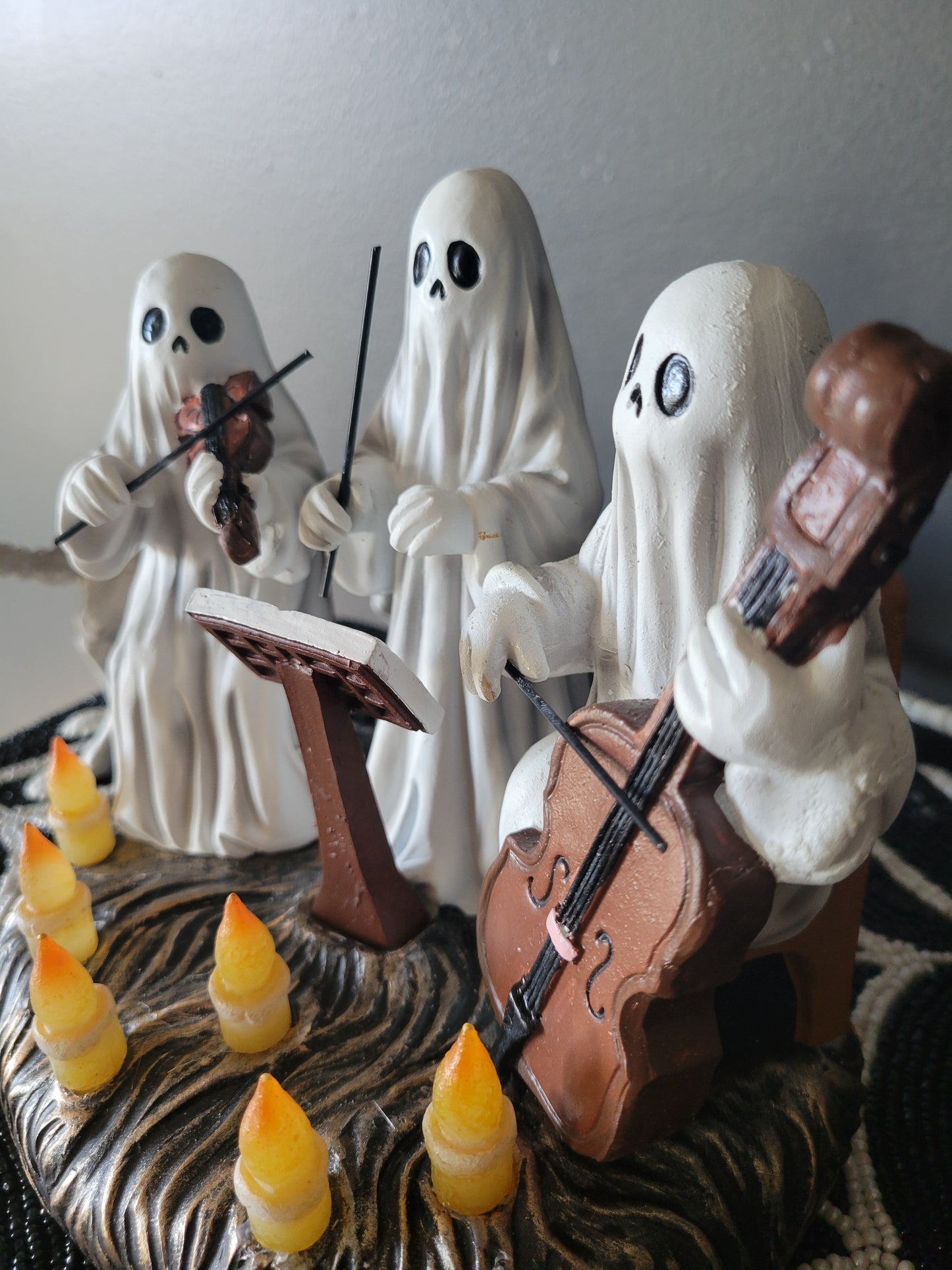 Ghostly Ensemble Lighted Figurine