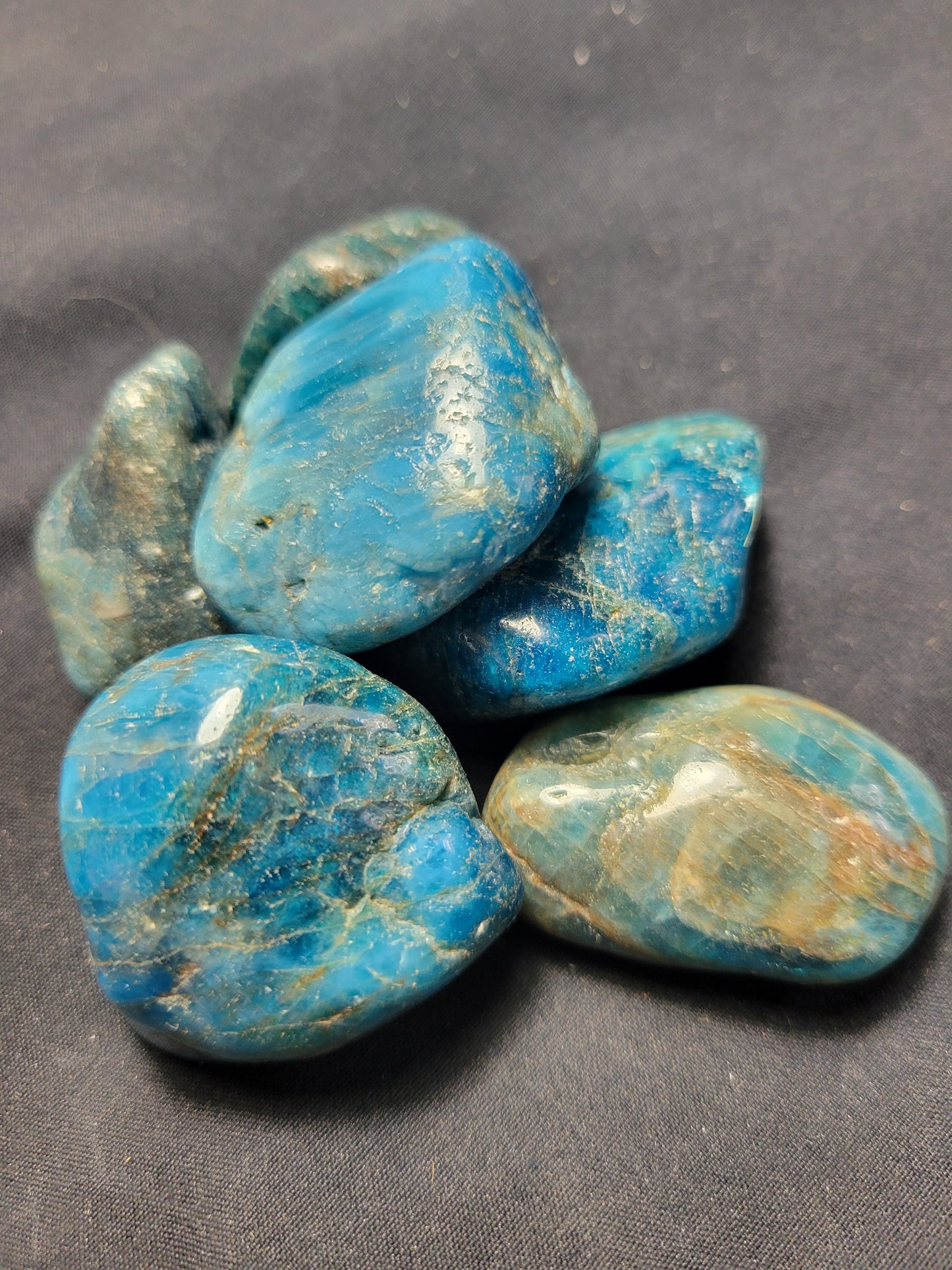 Apatite (Tumbled Stones - Large)