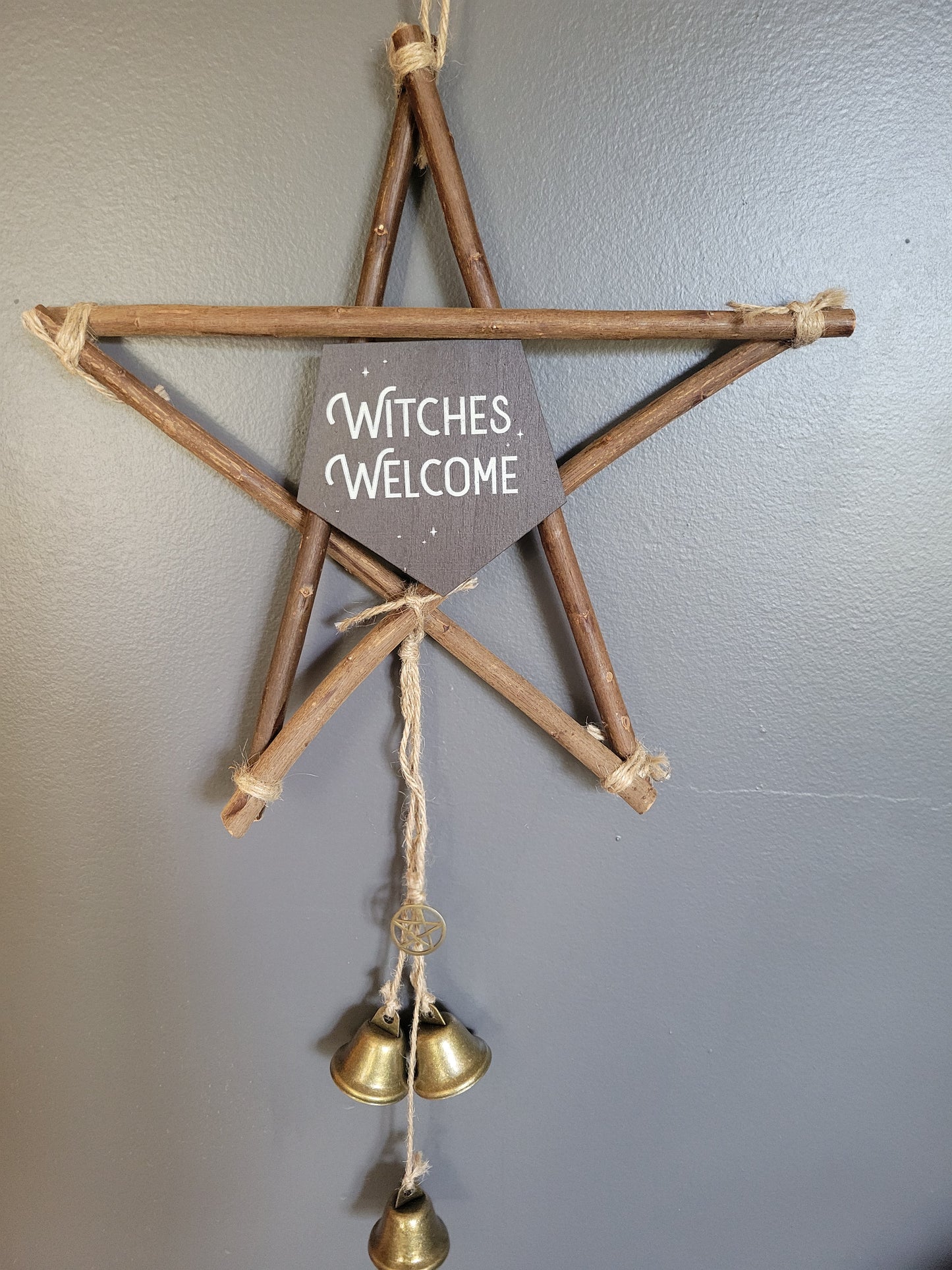 Witches Welcome Willow Sign