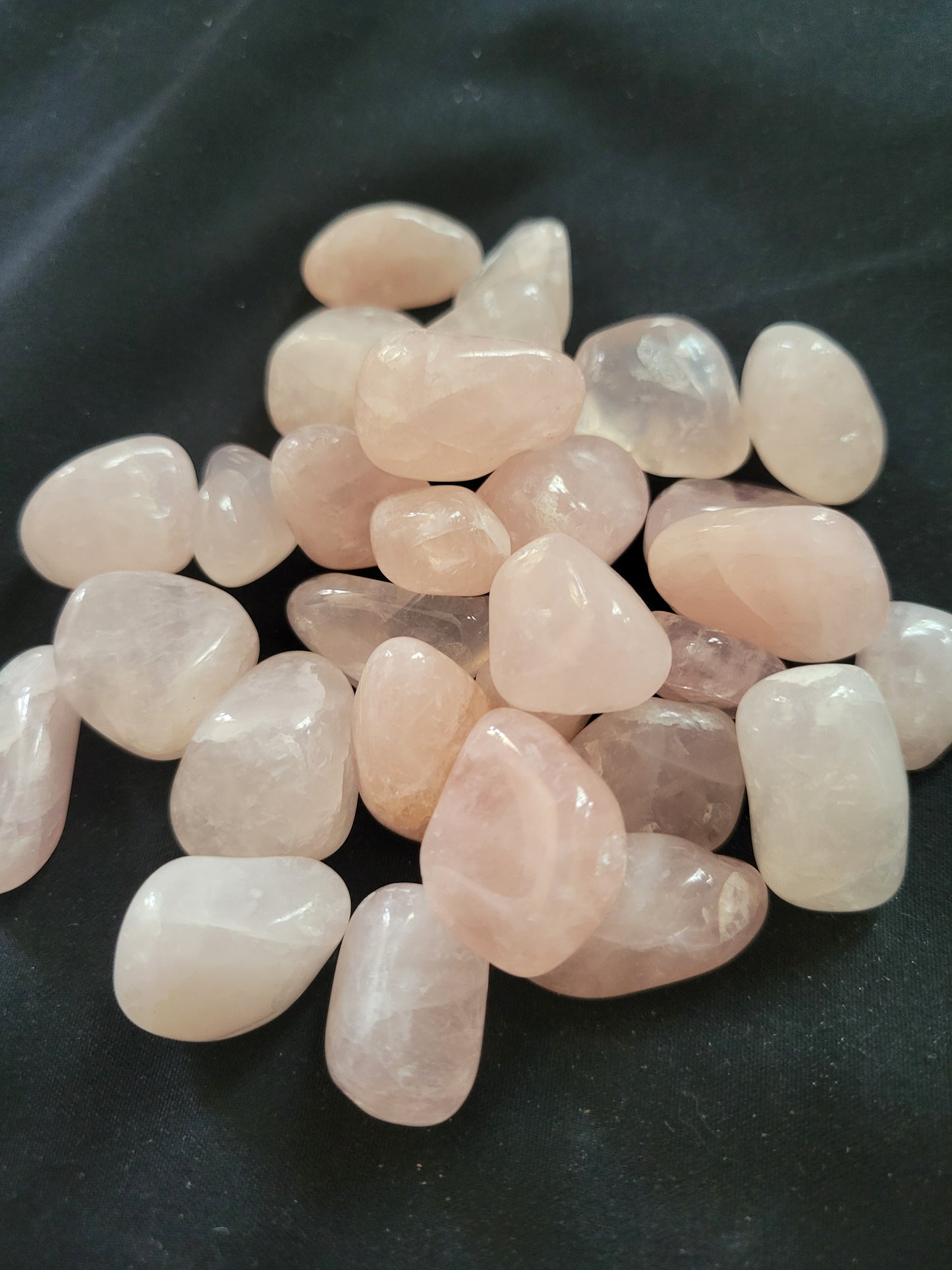Rose Quartz (Tumbled Stones - Small)