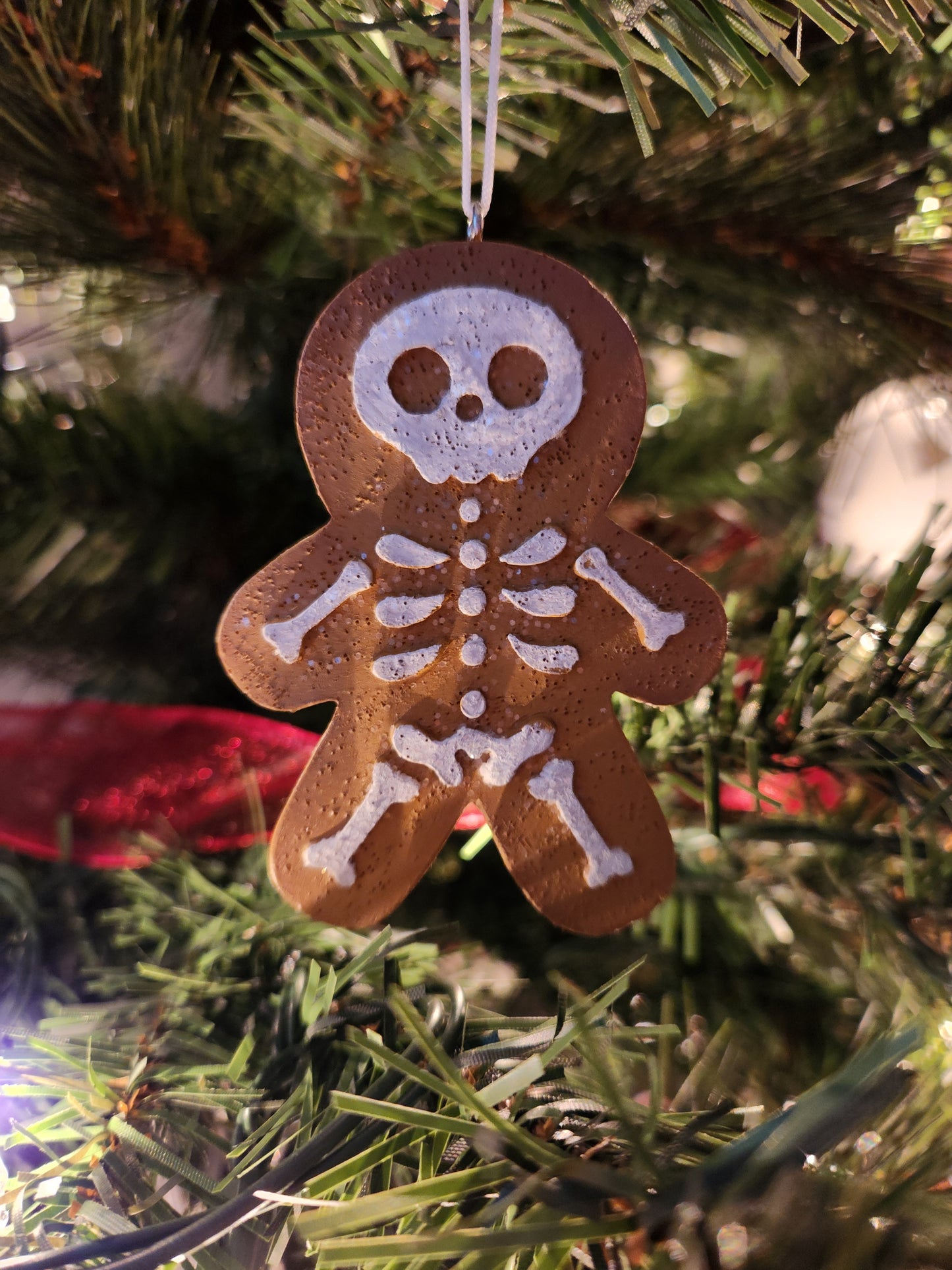 Holiday 'Gingerdead' Ornaments (Brown)