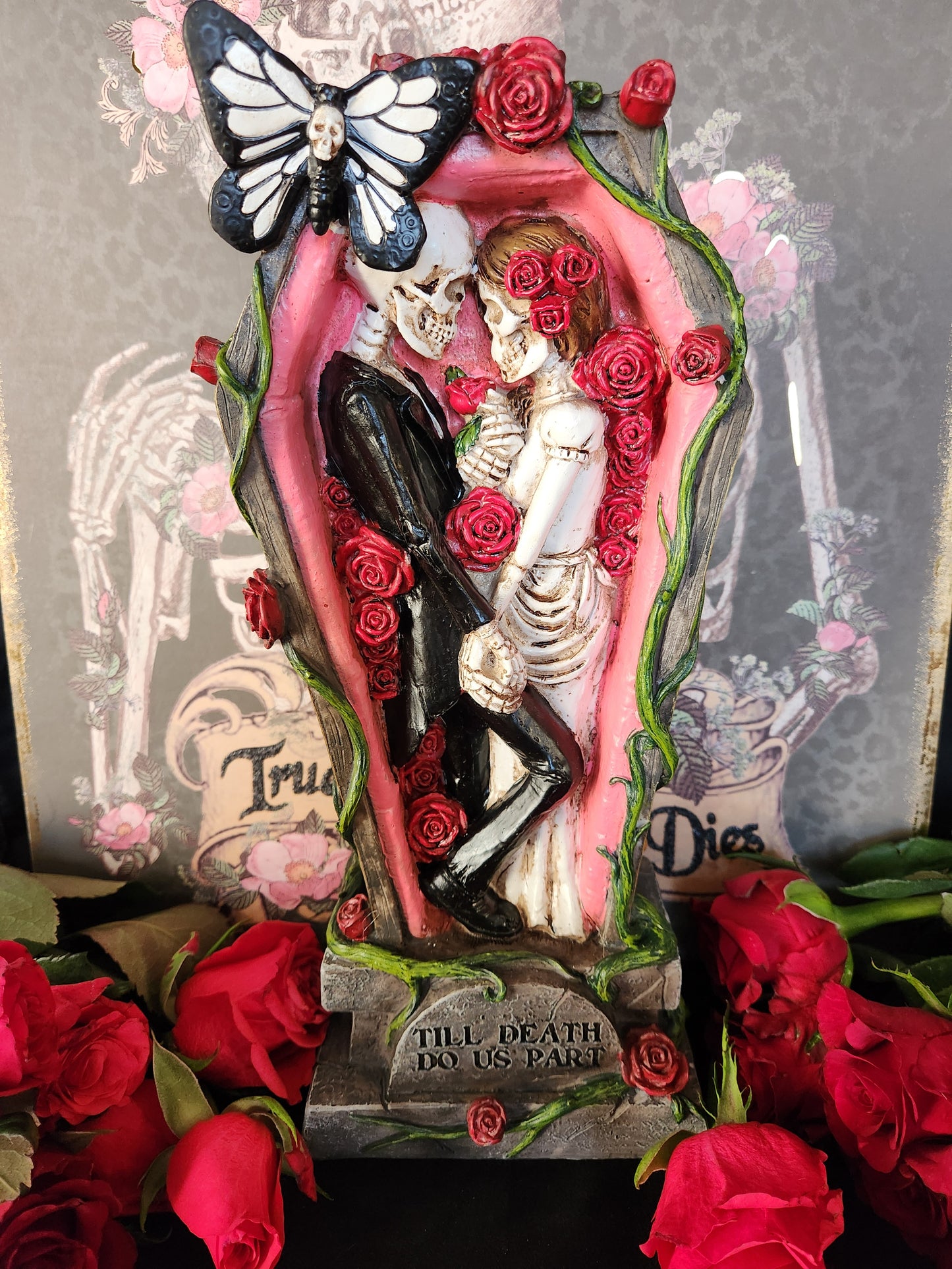 Coffin Couple