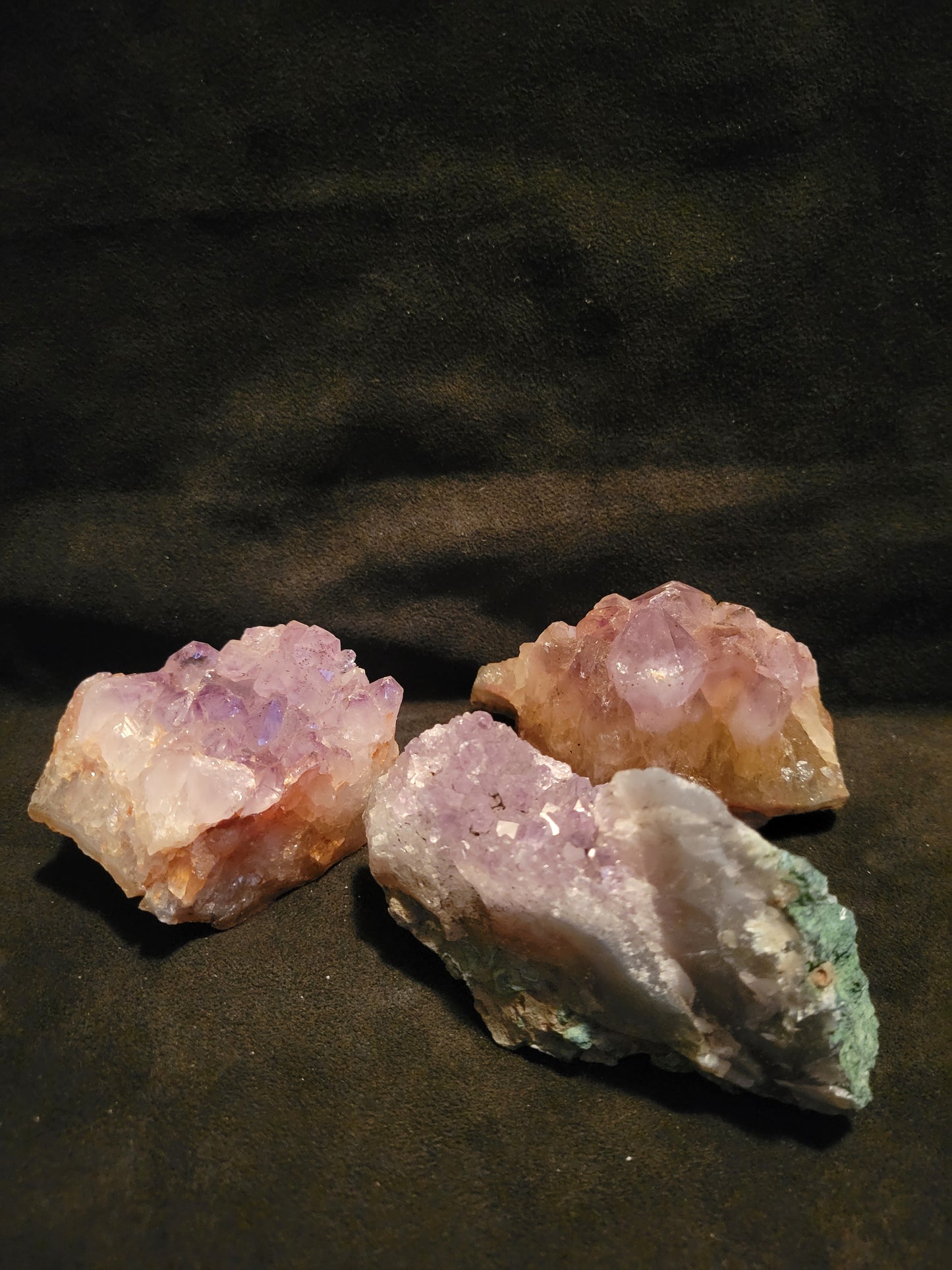 Amethyst (Cluster - Medium)