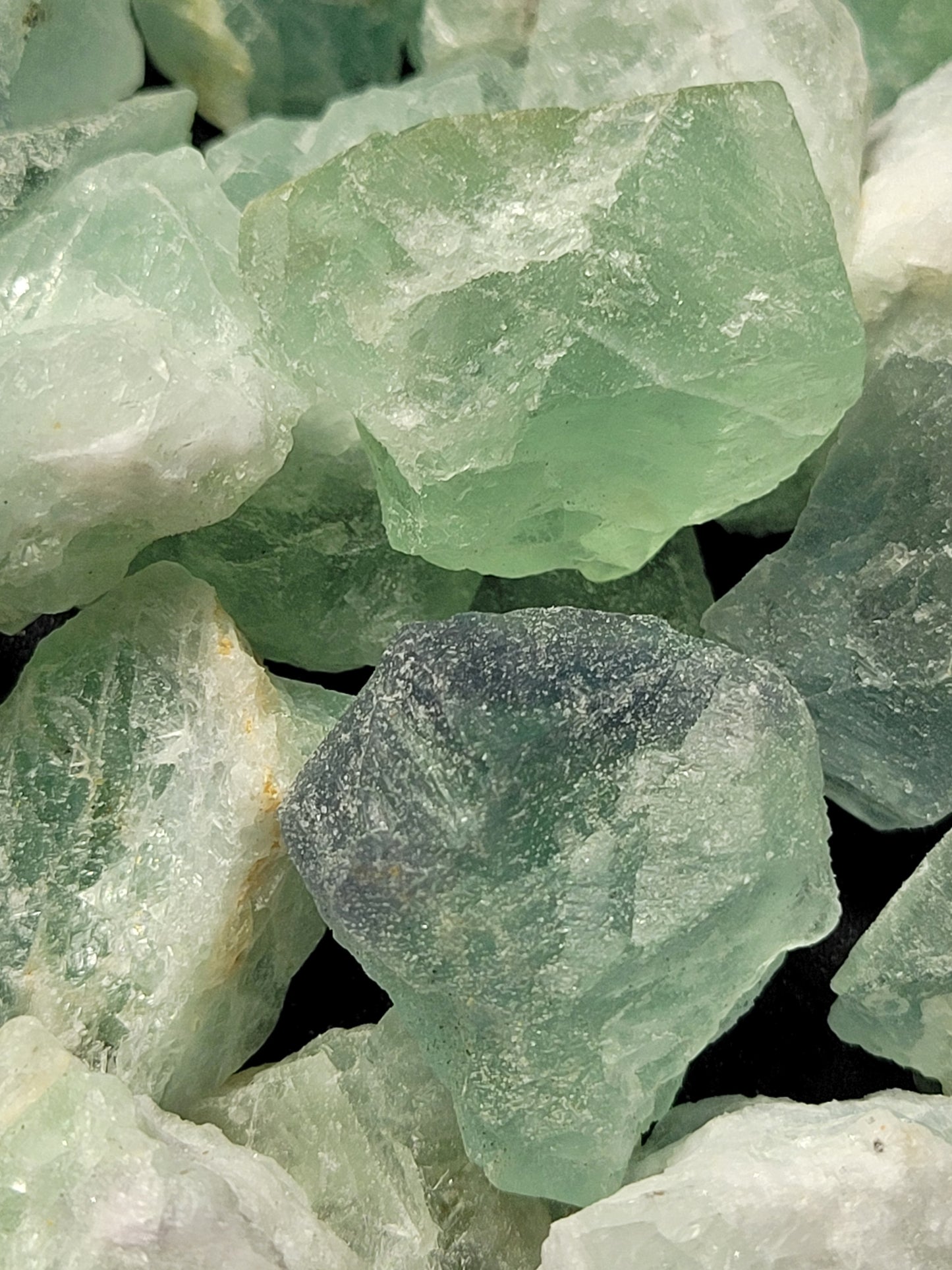 Fluorite (Chips - Small)