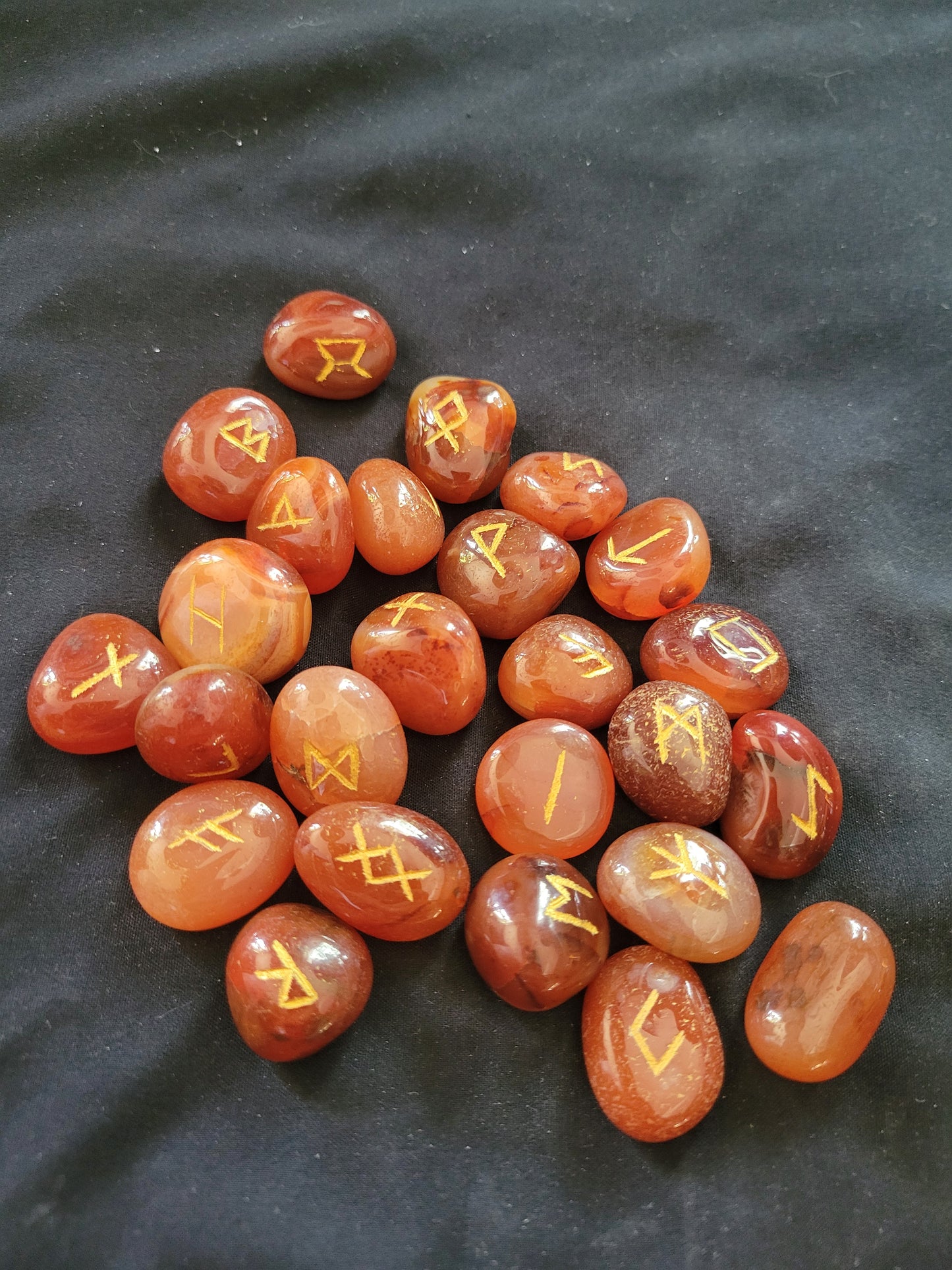 Carnelian Runes Set